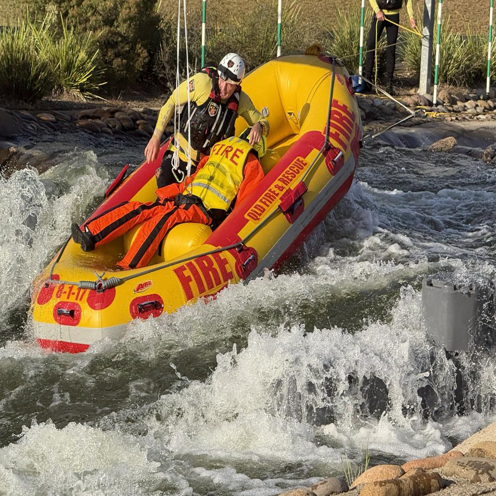 Ark Nile Rescue 365 Raft (IWP) – Swift Water Rescue